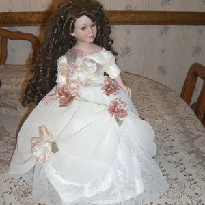 Victorian Porcelain Doll night light lamp